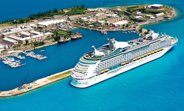 cruise-line-royal-naval-dockyard.jpg
